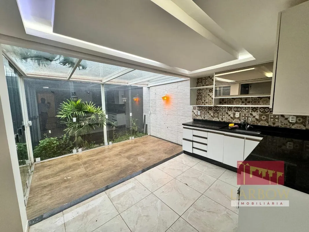 ID192ÓTIMA CASA DE 2 QUARTOS NA QC-10 PARA LOCAÇÃOCasa reformada com 88m² de áre...