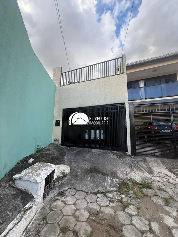 Excelente casa em condomínio fechado na Sucupira – Riacho Fundo I!Se você busca ...