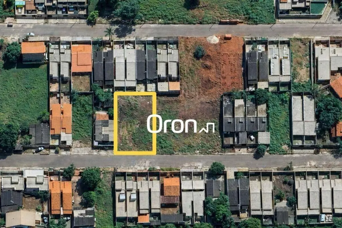 CÓDIGO DO IMÓVEL: TE1304LOCALIZAÇÃO:Com fácil acesso à Avenida C, rodeado por um...