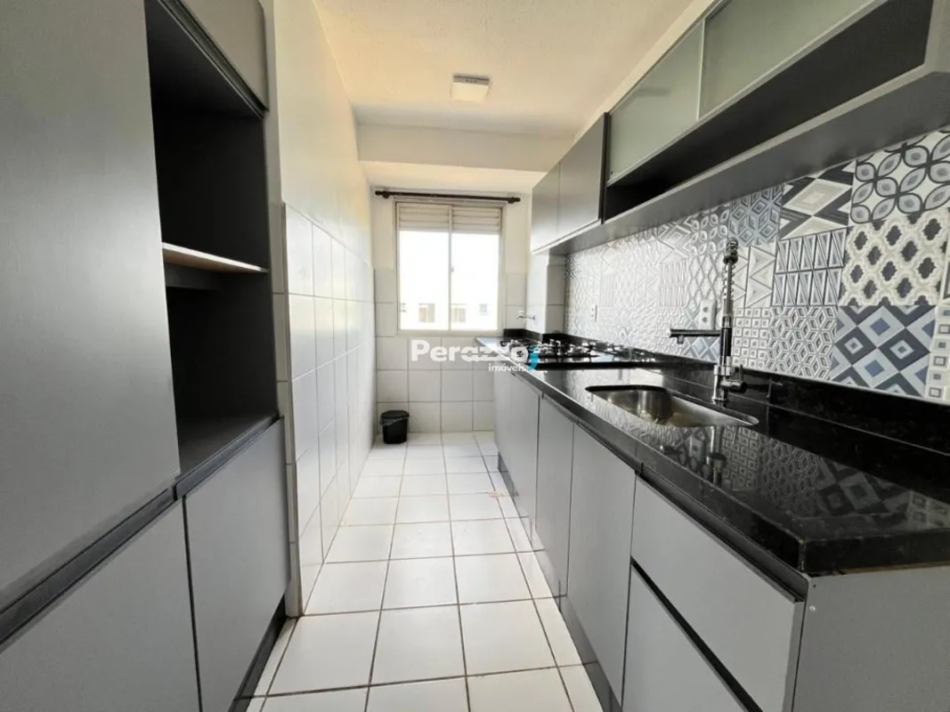 Ótimo Apartamento 3º andar, 2 Quartos na QC 02 - Jardins Mangueiral por R$ 2.400...