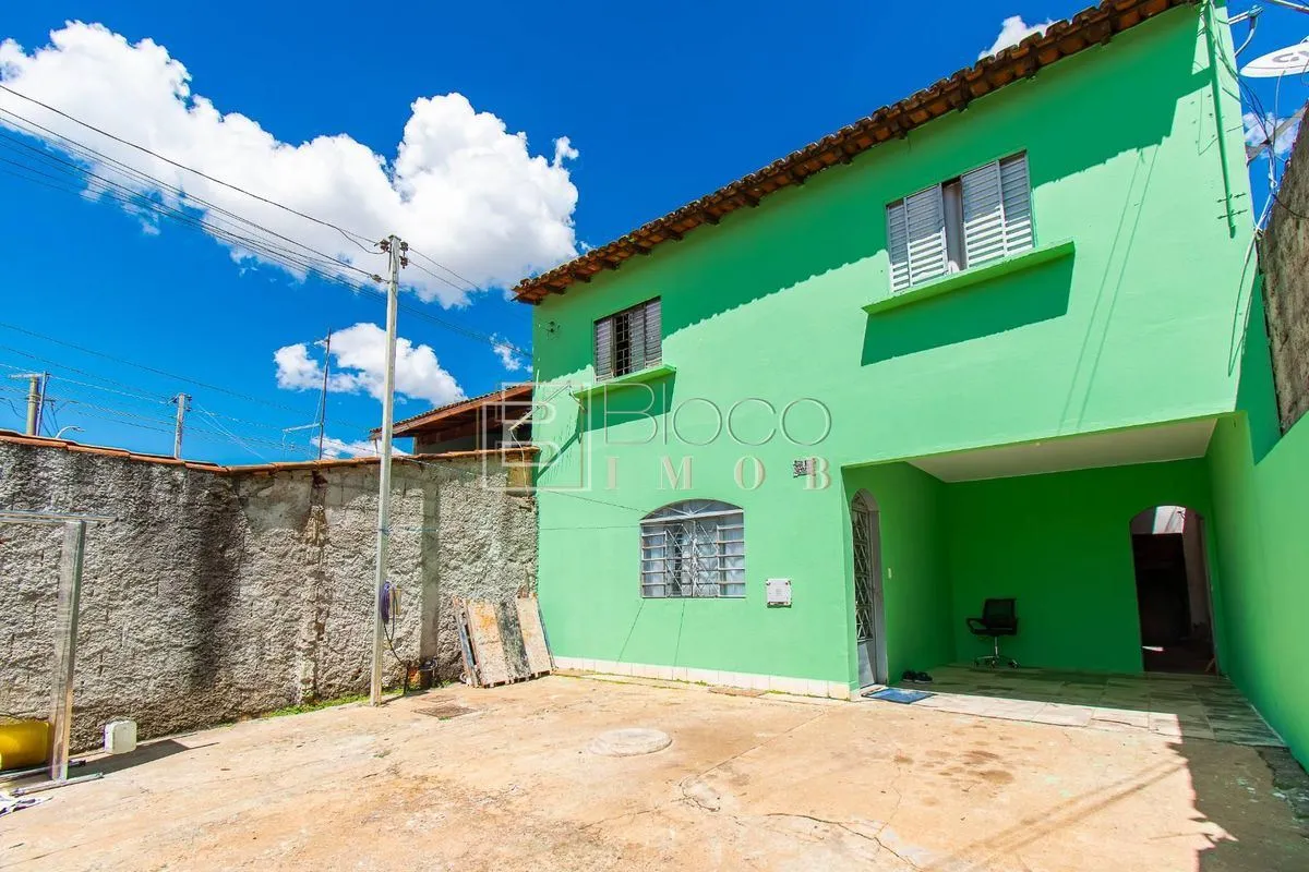 NÃO FINANCIAOPORTUNIDADE PARA INVESTIDOR EM SAMAMBAIA SUL!Procurando um imóvel c...