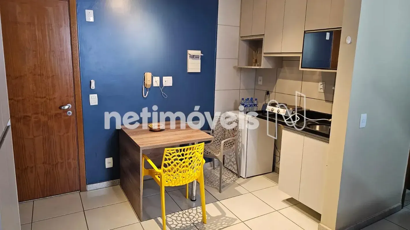 Kitnet localizada no Condomínio Golden Place, na 913 Sul, em Brasília, em uma da...