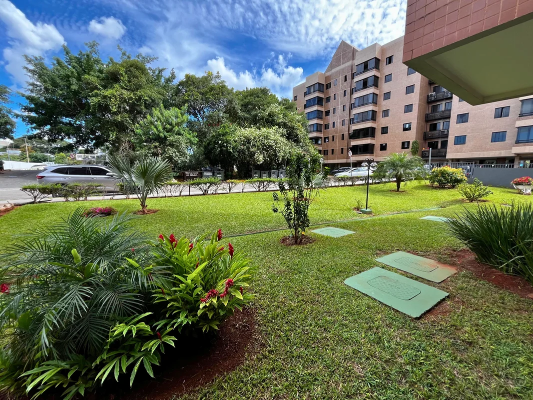 Descubra um novo conceito de conforto na SQN 305, ASA NORTE, Brasília/DF. Este a...