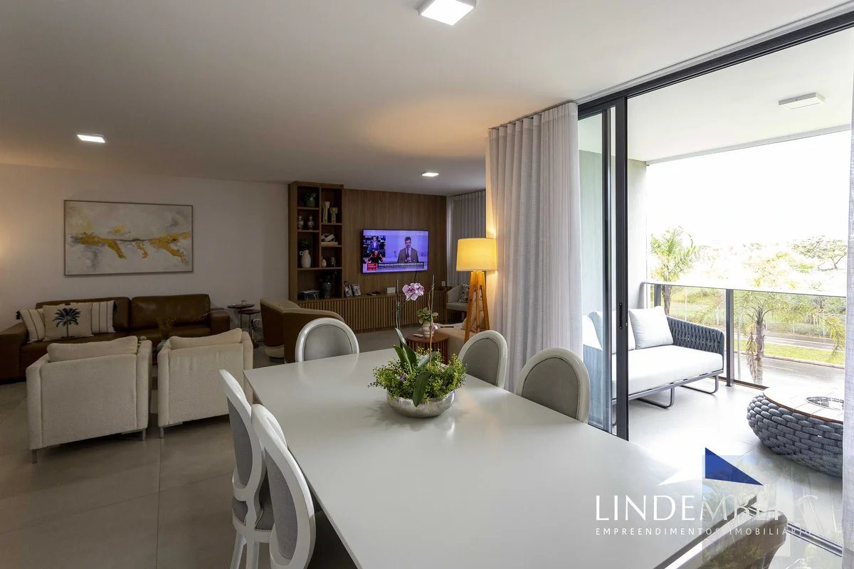 Contemple o nascer do sol de dentro do seu 04 suítes!Edifício NW110 ATemos 04 ex...