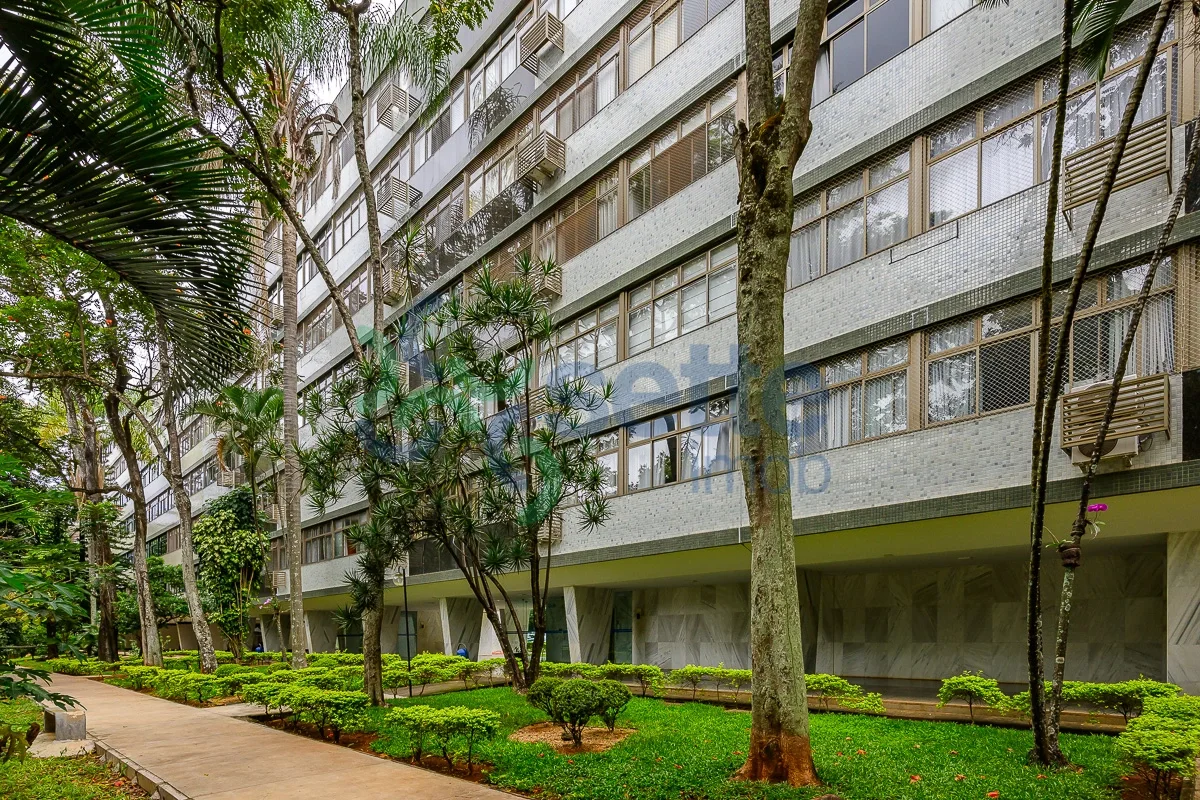 Ótima oportunidade na Asa Sul! Apartamento com 100 m², bem distribuídos, oferece...
