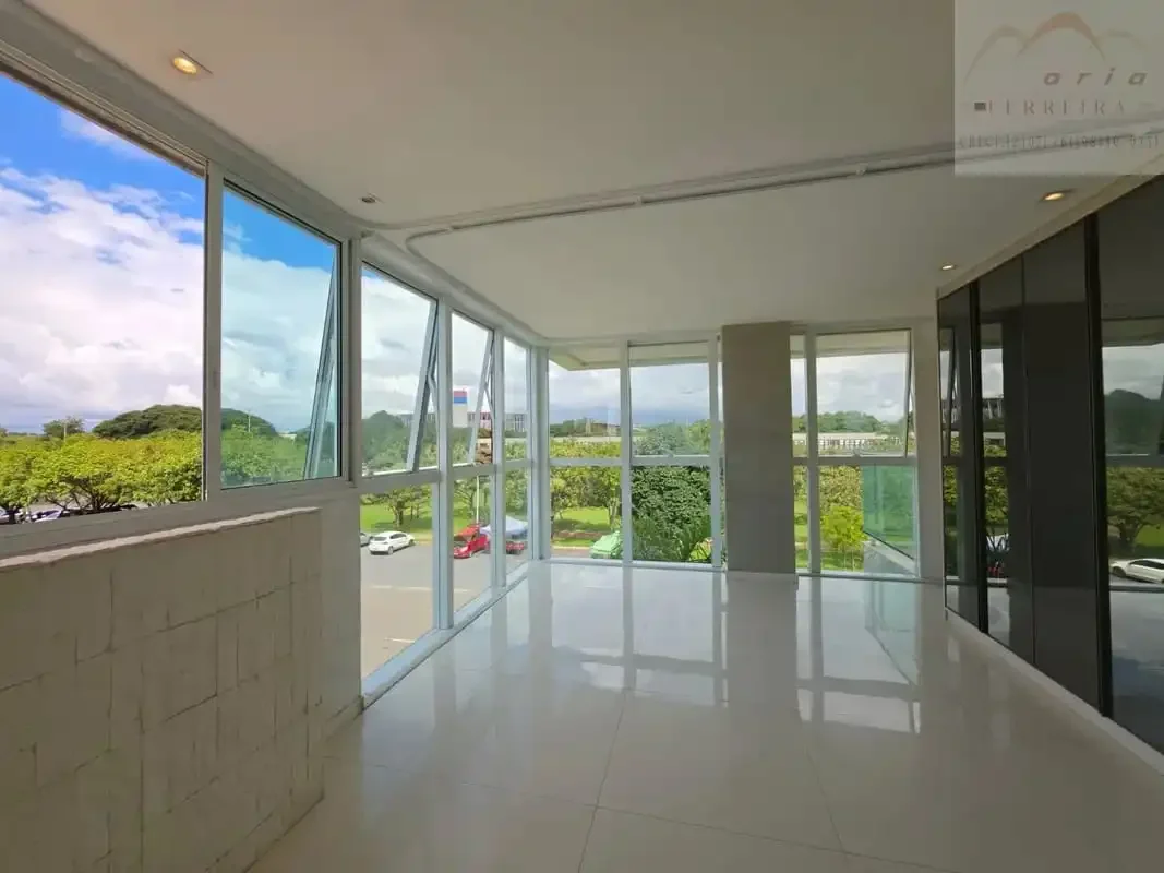 Proximo ao centro de Brasilia - exlecelente localizaçãoBelo apartamento no Edifí...