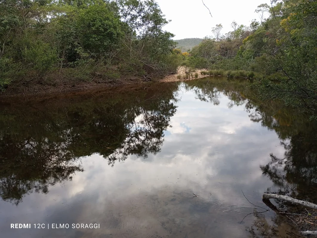 Terra com Rio e Praia na Chapada dos Veadeiros!Apresento uma joia rara às margen...