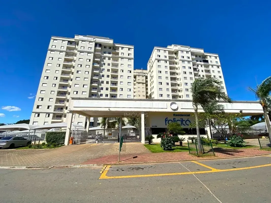 Apartamento com 03 quartos (sendo 1 suíte), sala para 02 ambientes com sacada, c...