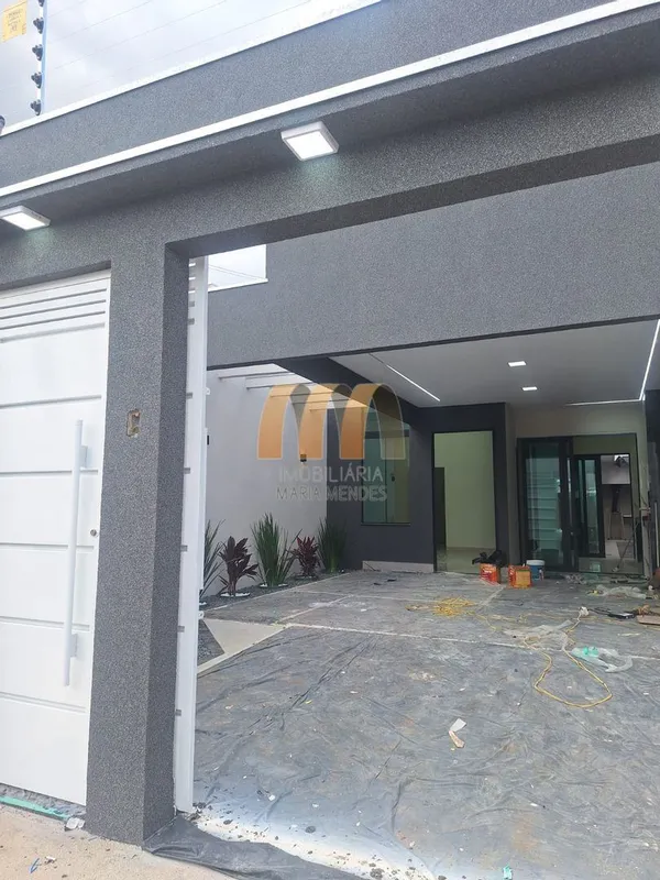 Casa residencial Flor do cerradoLote 150 M²Área construída 105 M²3 quartos sendo...