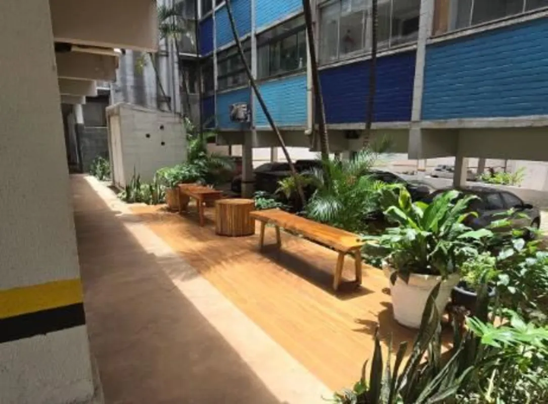 Apartamento 78 m² com dois quartos em frente ao Shopping Flamboyant Edifício Olí...