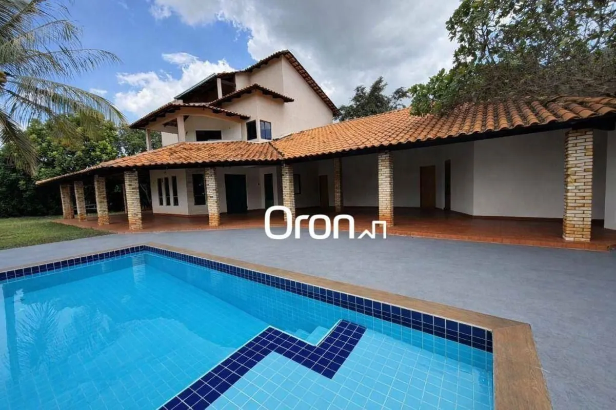 CÓDIGO DO IMÓVEL: CH0139LOCALIZAÇÃO:Próximo ao Parque Lagoa Vargem Bonita e GO-4...