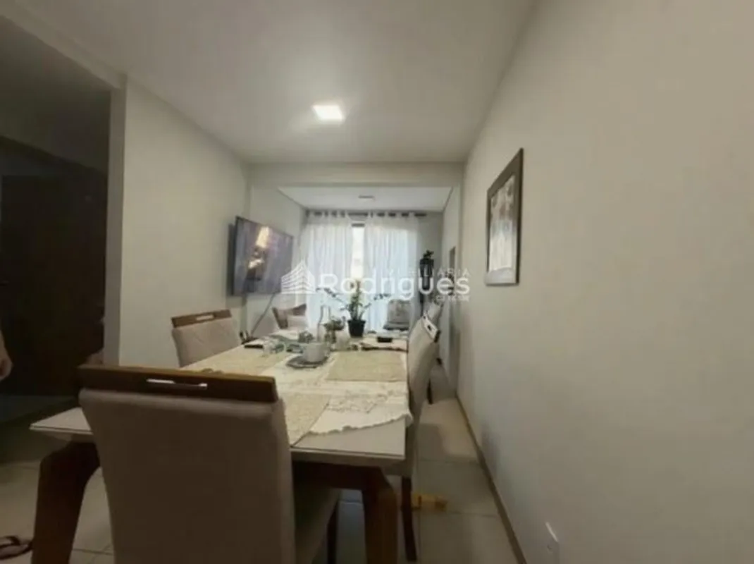 Rodrigues Imobiliária vende apartamento localizado na Rua das Figueiras em Águas...