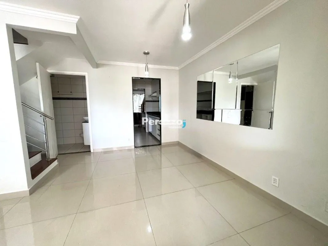 Ótima Casa de 3 quartos sendo 1 suíte no Jardins Mangueiral QC 13 por R$4.800,00...
