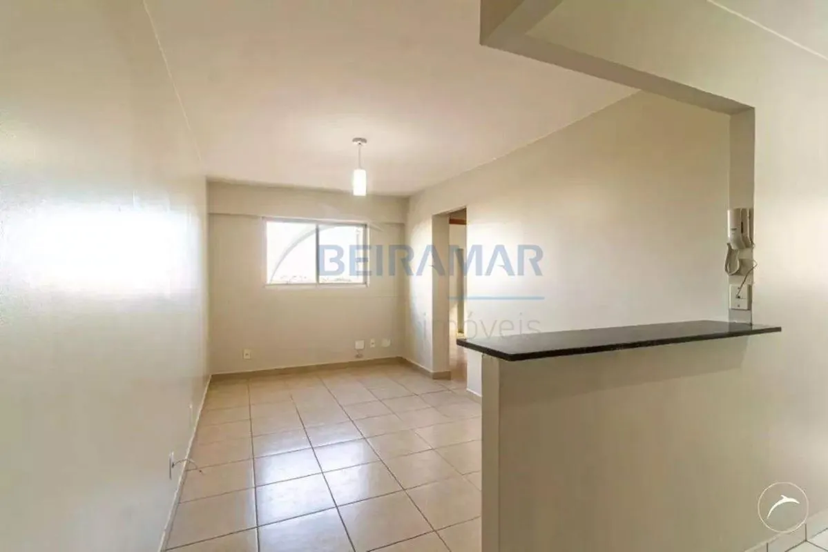 Características do Apartamento:- 2 Quartos- Cozinha Americana: Equipado com armá...