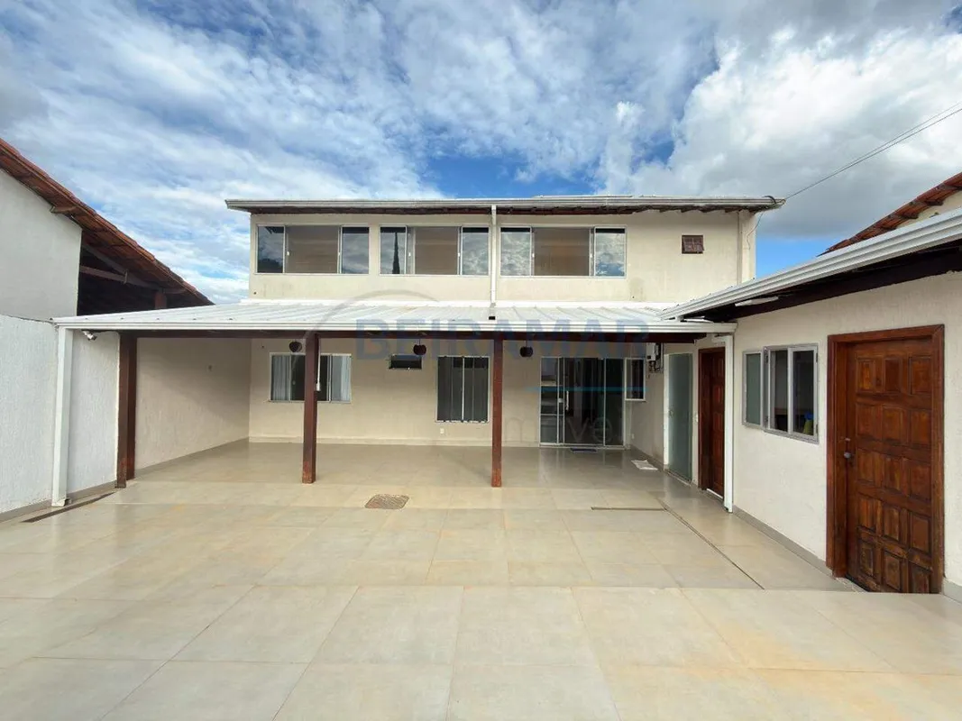 Casa de 3 Suítes com Piscina Aquecida e Energia Fotovoltaica - Condomínio Jardim...