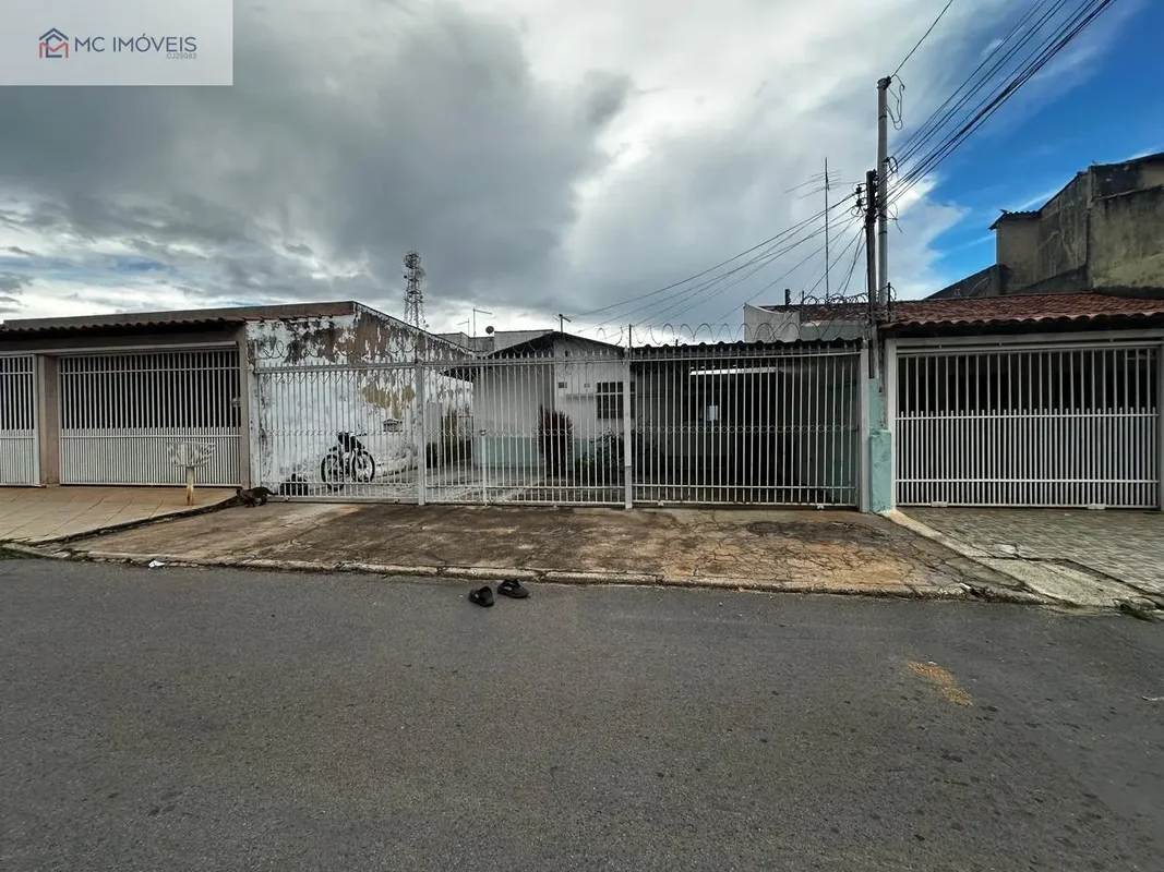 Casa à Venda na QNM 02 Conjunto D | 2 Casas no Lote | 4 Quartos | FinanciávelExc...