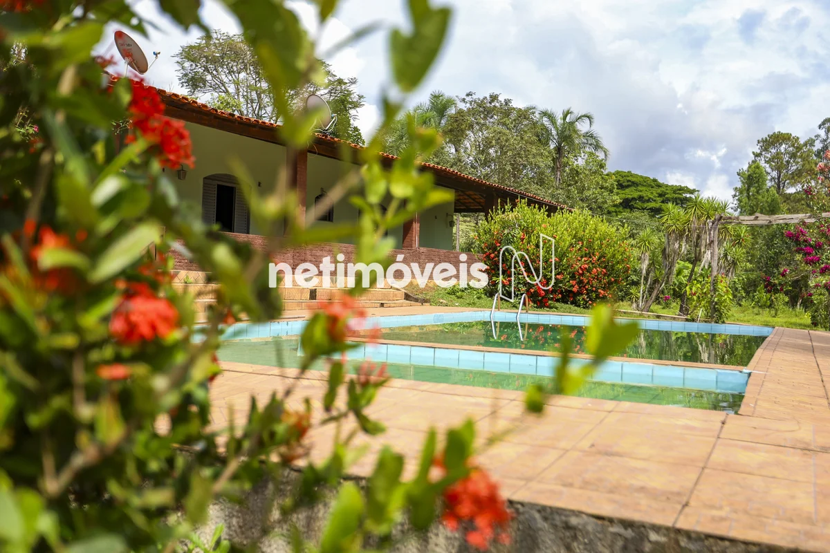 SAN 1172103Descubra uma oportunidade única de viver em meio à tranquilidade da n...