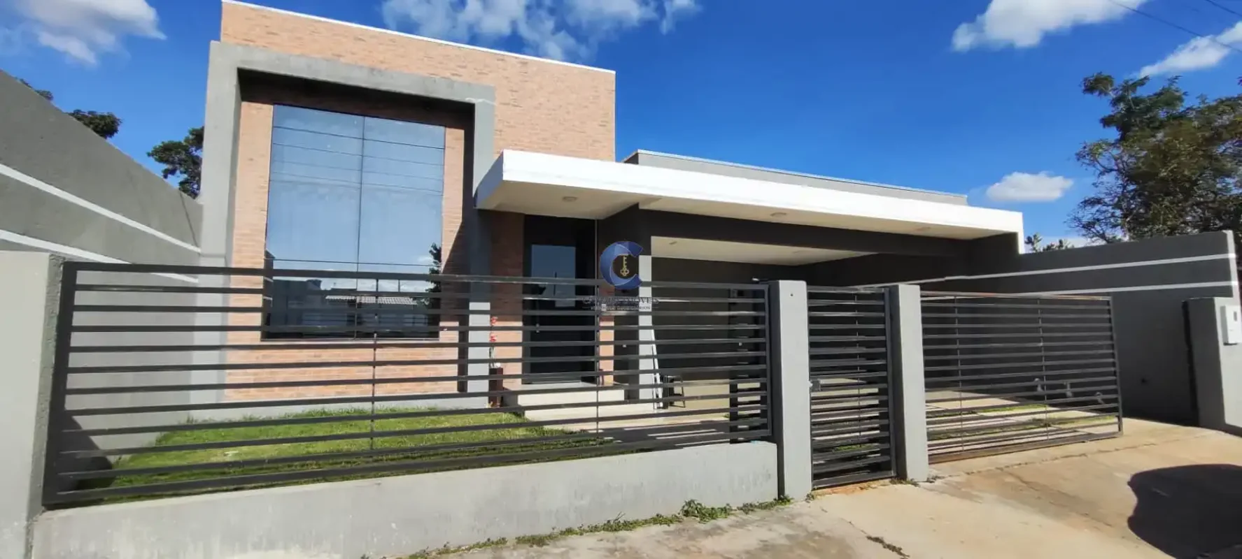 Casa confortável e moderna no Condomínio Flor do Cerrado, GAMA-DF. Com 3 dormitó...