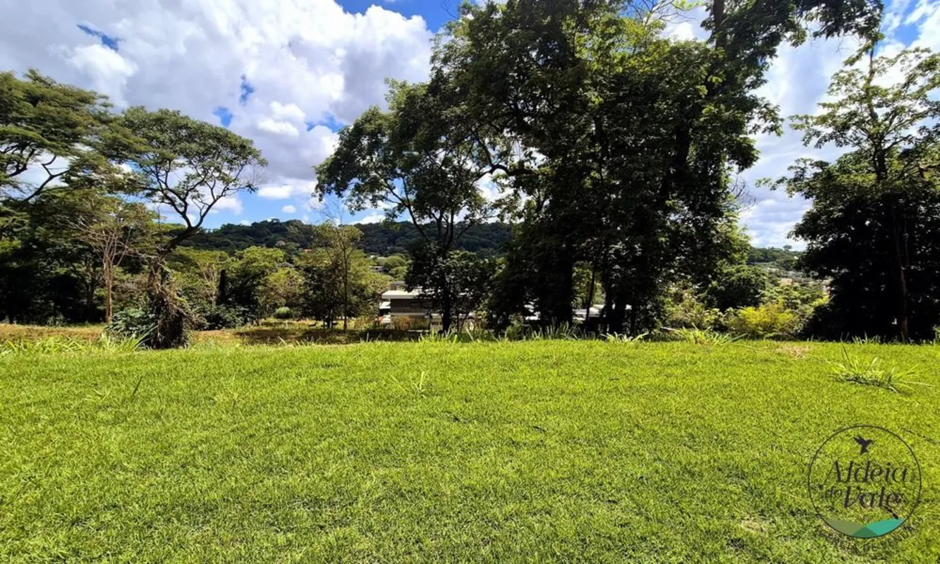 Terreno no Lado Alto em declive com vista para o condomínio. DF imóveis 09/04/26...