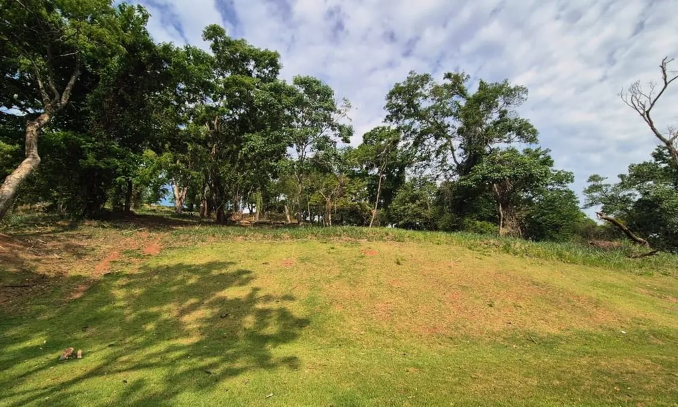 Junção de terreno com uma vista espetacular para o condomínio.Terreno premium pr...