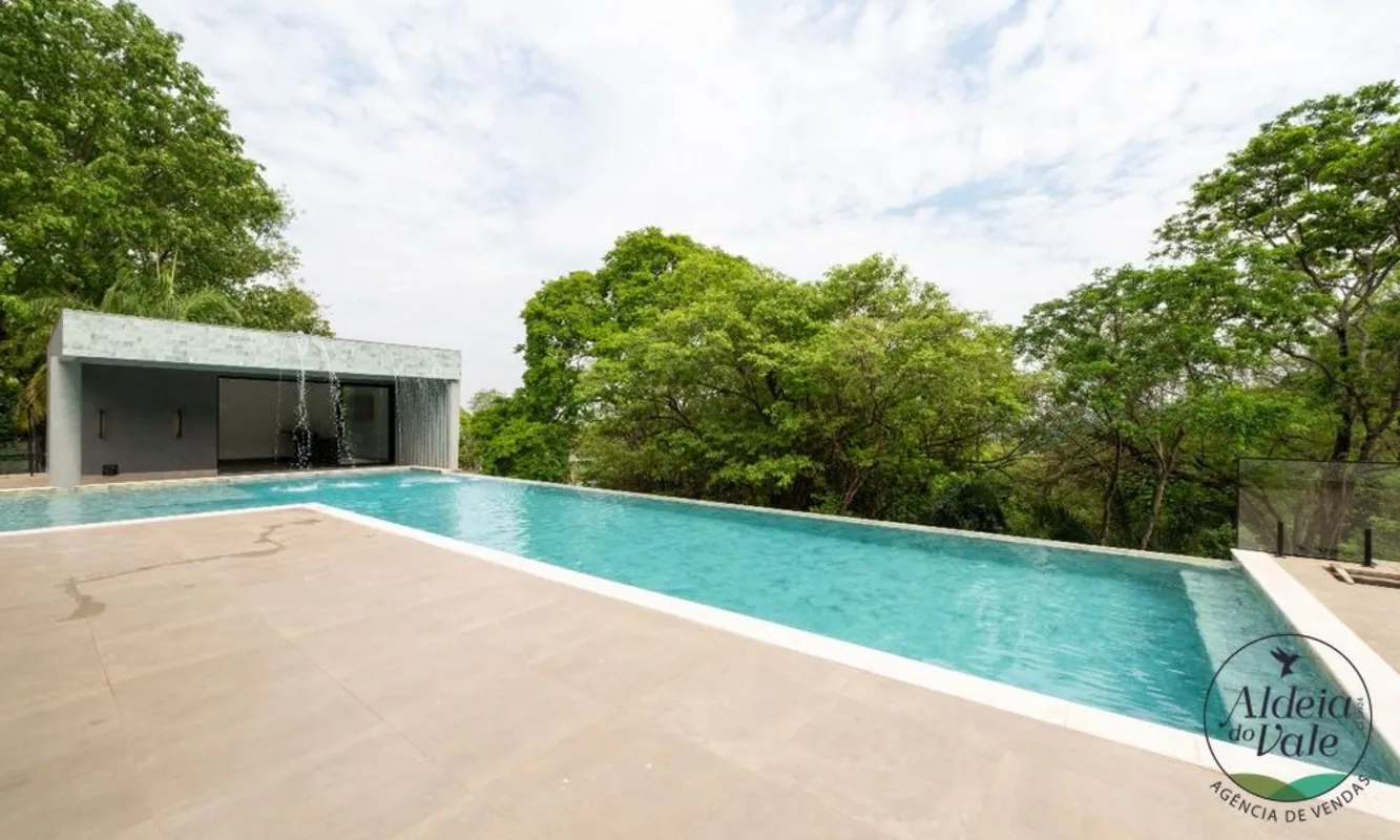 Sobrado moderno com vista espetacular para o condomínio. Completa em armários.Pi...