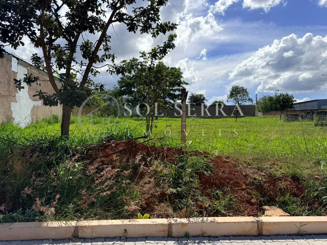 Descubra uma excelente oportunidade de construir seu projeto no privilegiado Con...