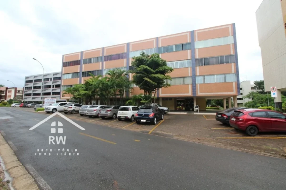 TRATAR: 61 99141-6808Excelente apartamentoFrente para o nascente1º andarVazadoVi...