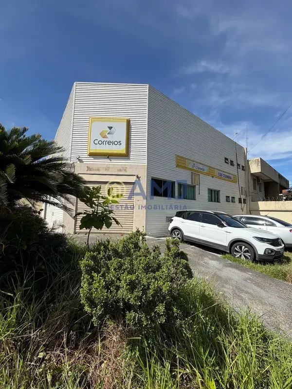 OPORTUNIDADE DE LOCAÇÃO GALPÃO COMERCIAL NO SETOR COIMBRA Situado na esquina da ...