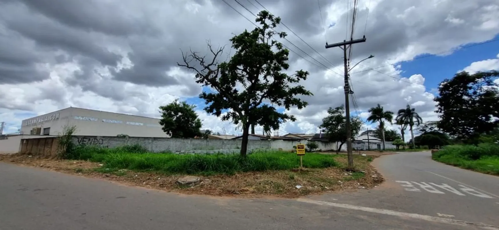 Lote/Terreno COMERCIAL 398m² no Sítio Santa Luzia Aparecida de GoiâniaCaracterís...