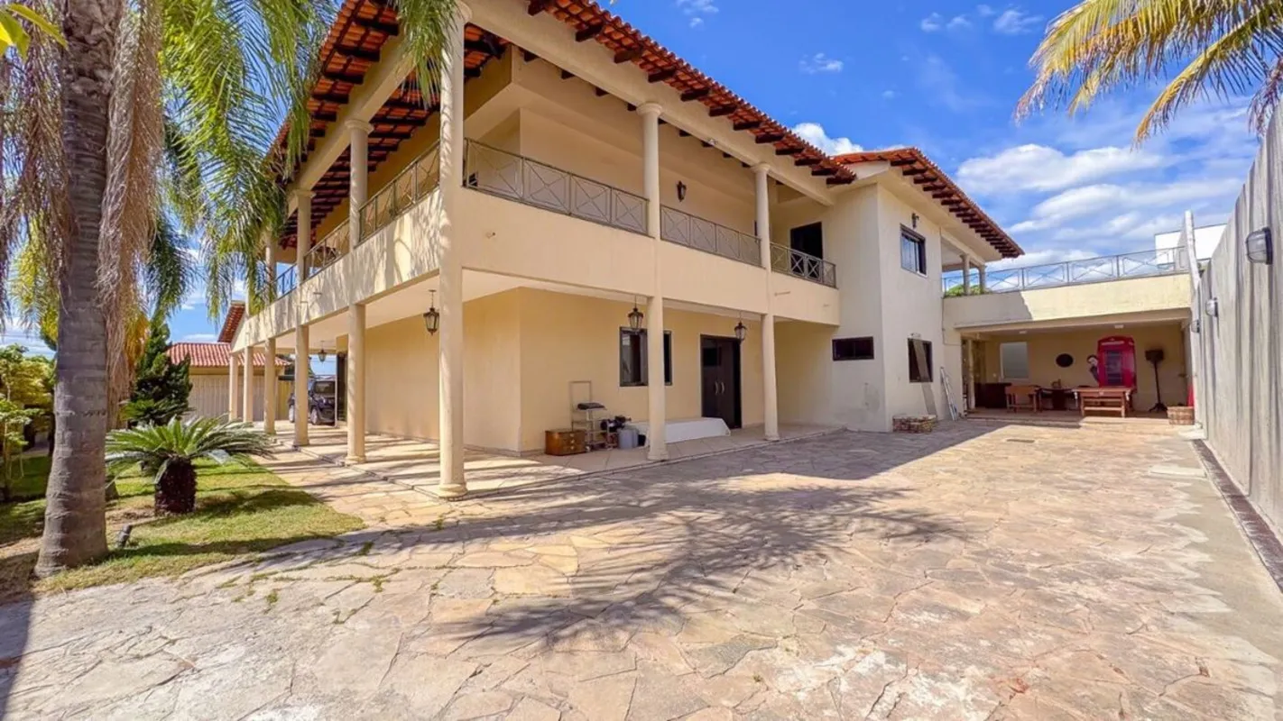 Baroli Vende linda casa em ArniqueirasRaridade em Arniqueiras: Mansão Colonial e...