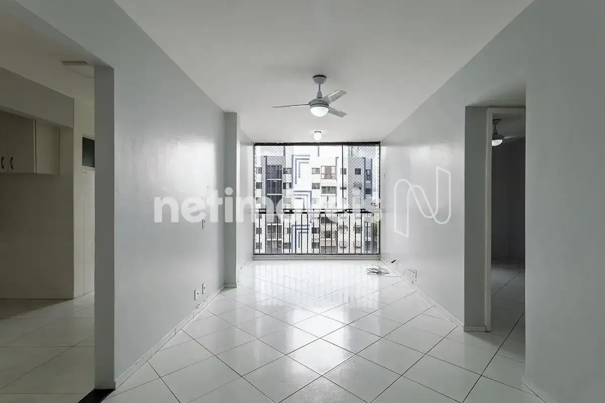 Apartamento 02 quartos - AOS 8 - Sete de Setembro Localização: (Sudoeste l AOS 8...