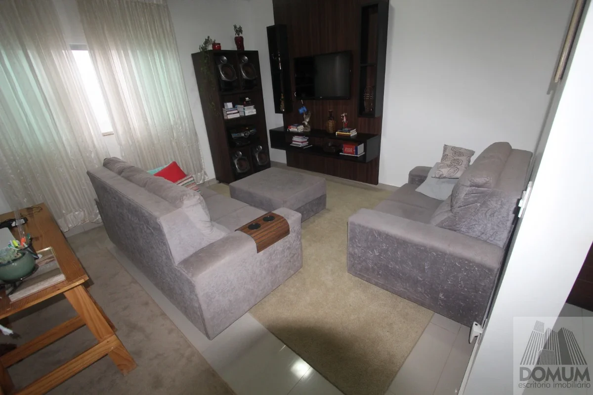 CASA DE CONDOMINIO - RUA 3 CHACARA 86 - LOTE 400M² - CONDOMÍNIO BELAS ARTES Casa...