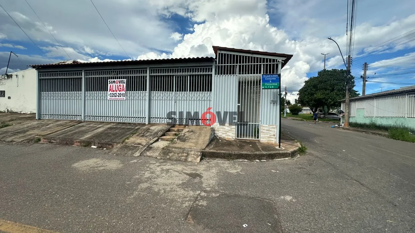 QD 604 Conj 09 Casa com 03 dormitótios 150 m² Recanto das Emas R$ 2.800,00Descri...