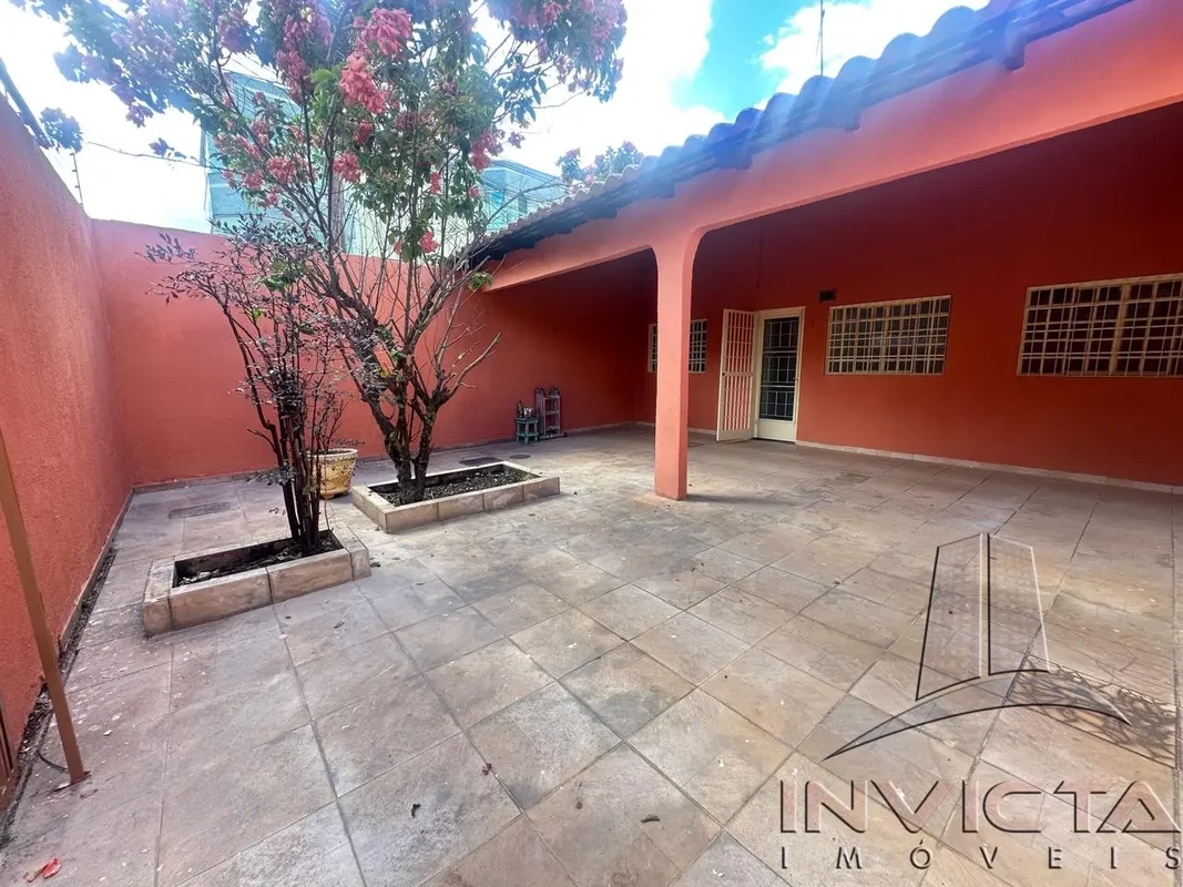 Excelente oportunidade : Imóvel na melhor quadra do Riacho Fundo I: Casa com 3 Q...