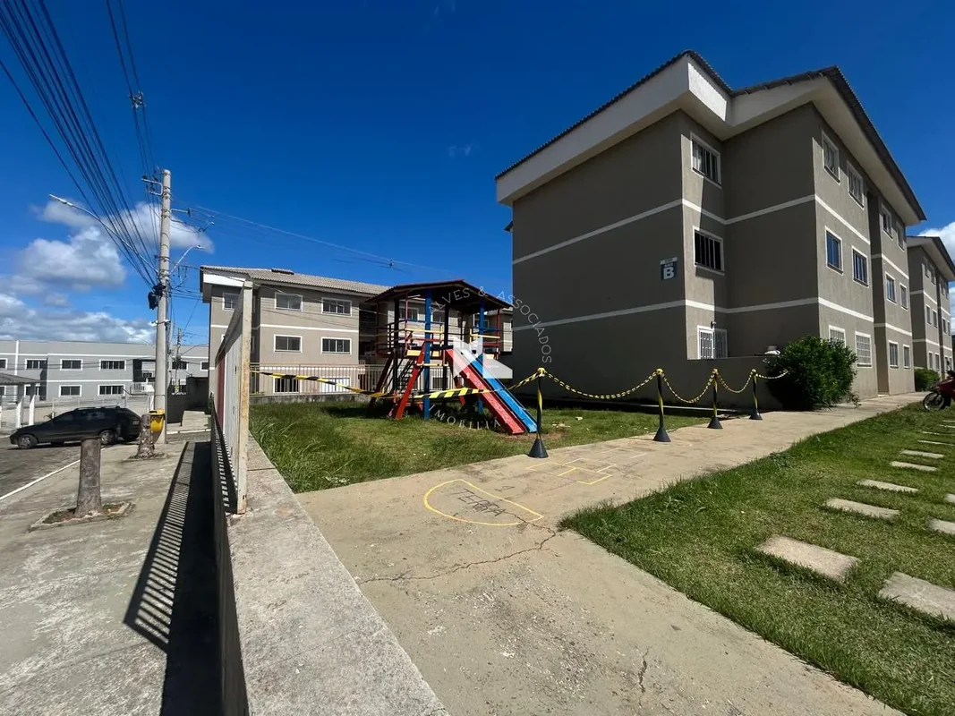 Seu novo lar espera por você! Apartamento com 2 quartos, banheiro social, a sala...