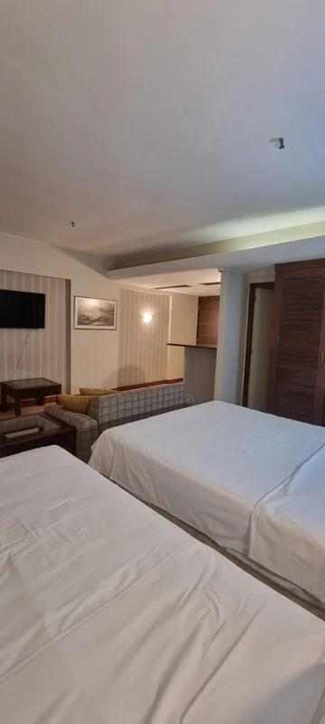 O Hotel-Flat localizado na SHN Quadra 02 Bloco E, ASA NORTE, Brasília, DF, combi...
