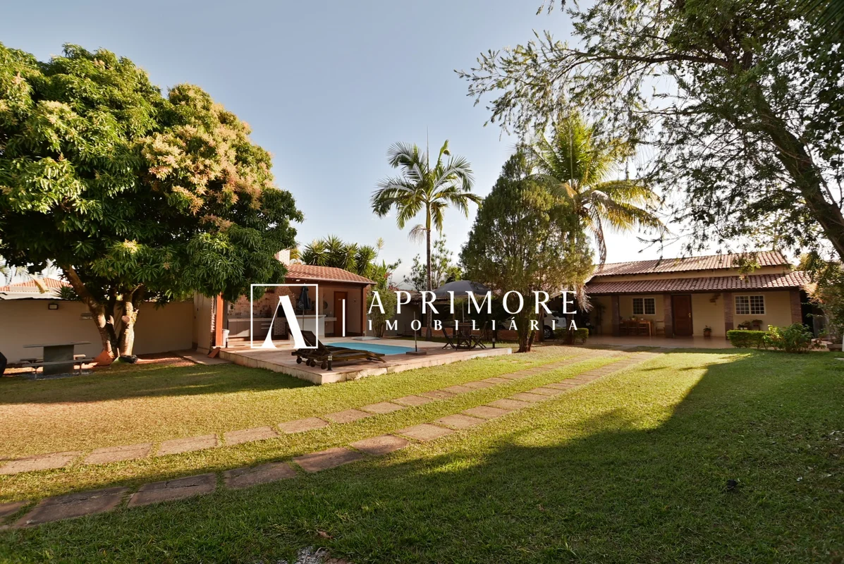 *Aprimore Imobiliária apresenta: Casa térrea à venda no Condomínio Ouro Vermelho...