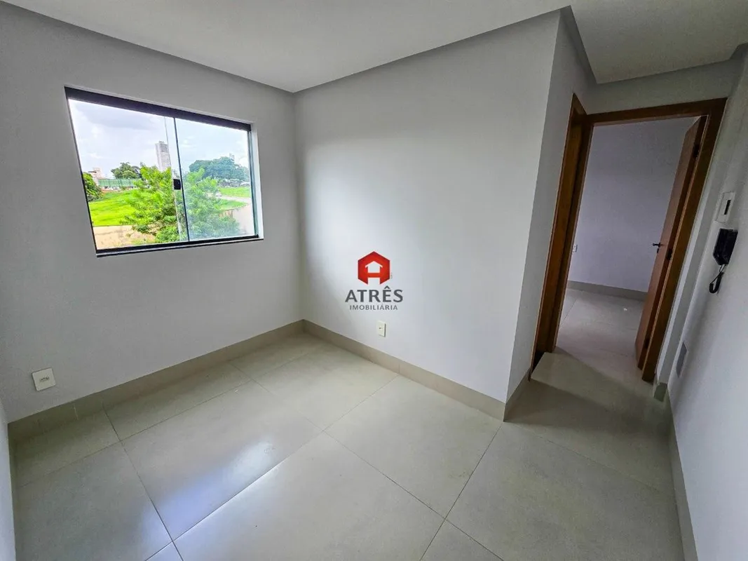 Apartamento com aproximadamente 27m² composto de: sala de estar, cozinha com arm...
