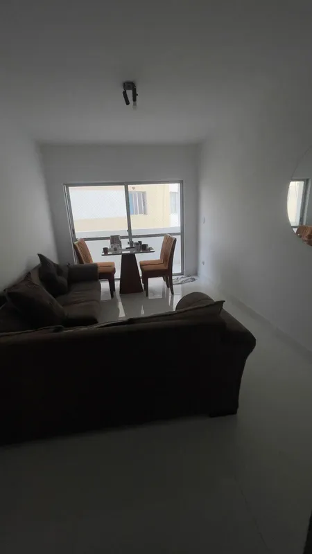 Apartamento com 02 quartos, sala integrada, cozinha funcional e vaga de garagem....