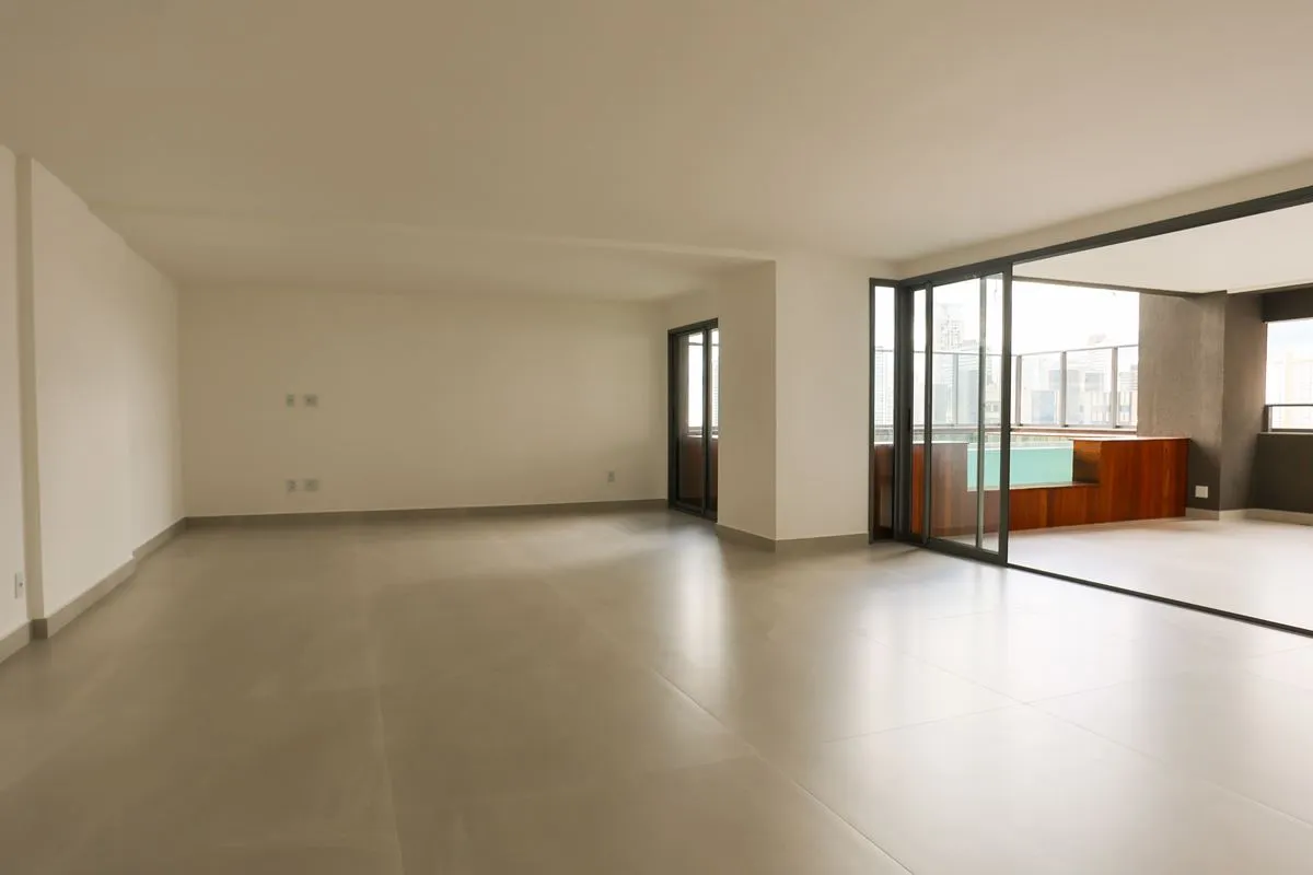 Apartamento de 270mÂ² com 03 suÃ­tes, amplo living com pÃ©-direito duplo, cozinh...