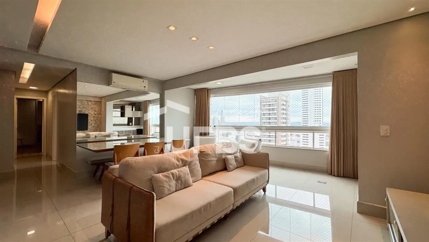 COD U-0031287 - Apartamento mobiliado 3 suítes. São 105m² de área privativa muit...