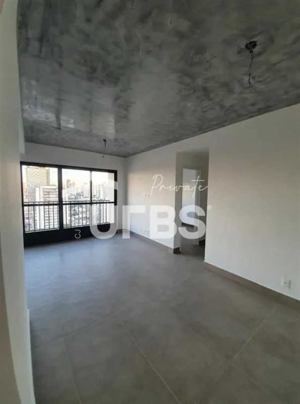 COD U-0023789 - Apartamento de 67 m2, com 2 quartos, sendo uma suíte, em andar a...