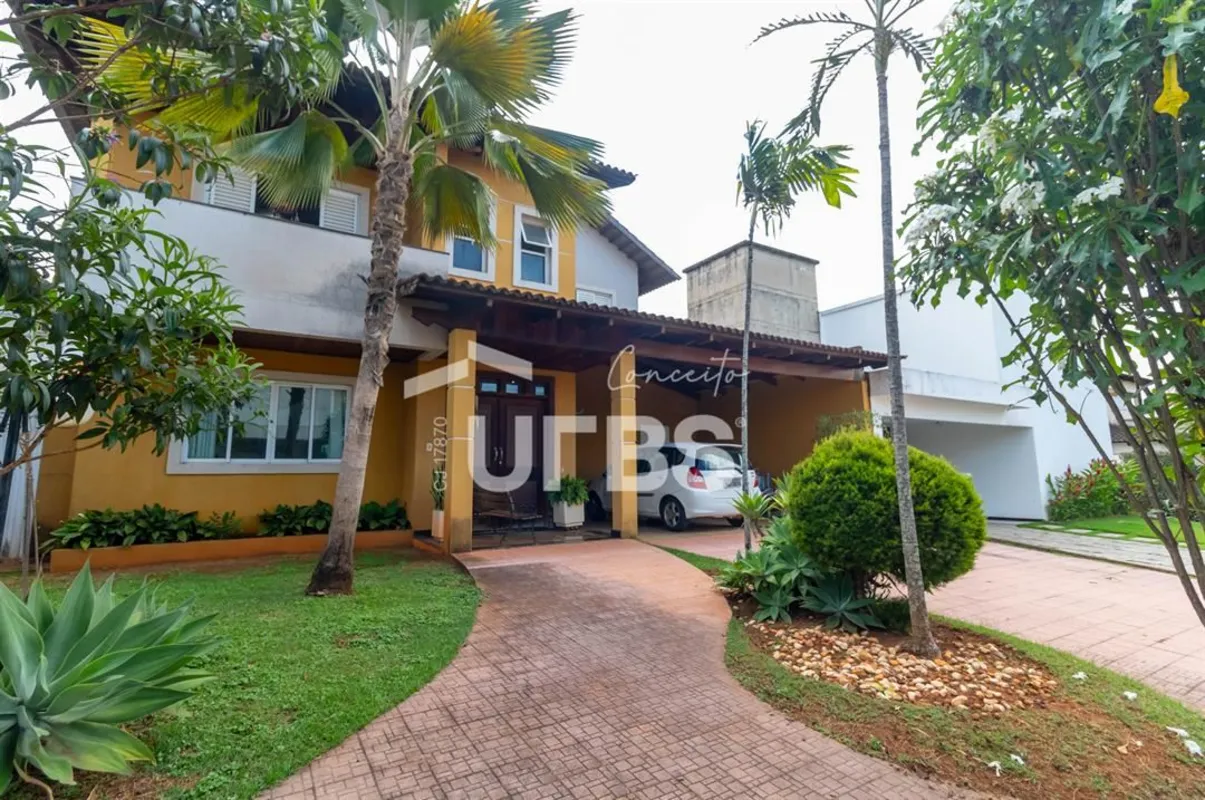 COD U-0030620 - Sobrado No Jardins Florenca com Terreno de 434 M2 e 259 M2 de Ar...