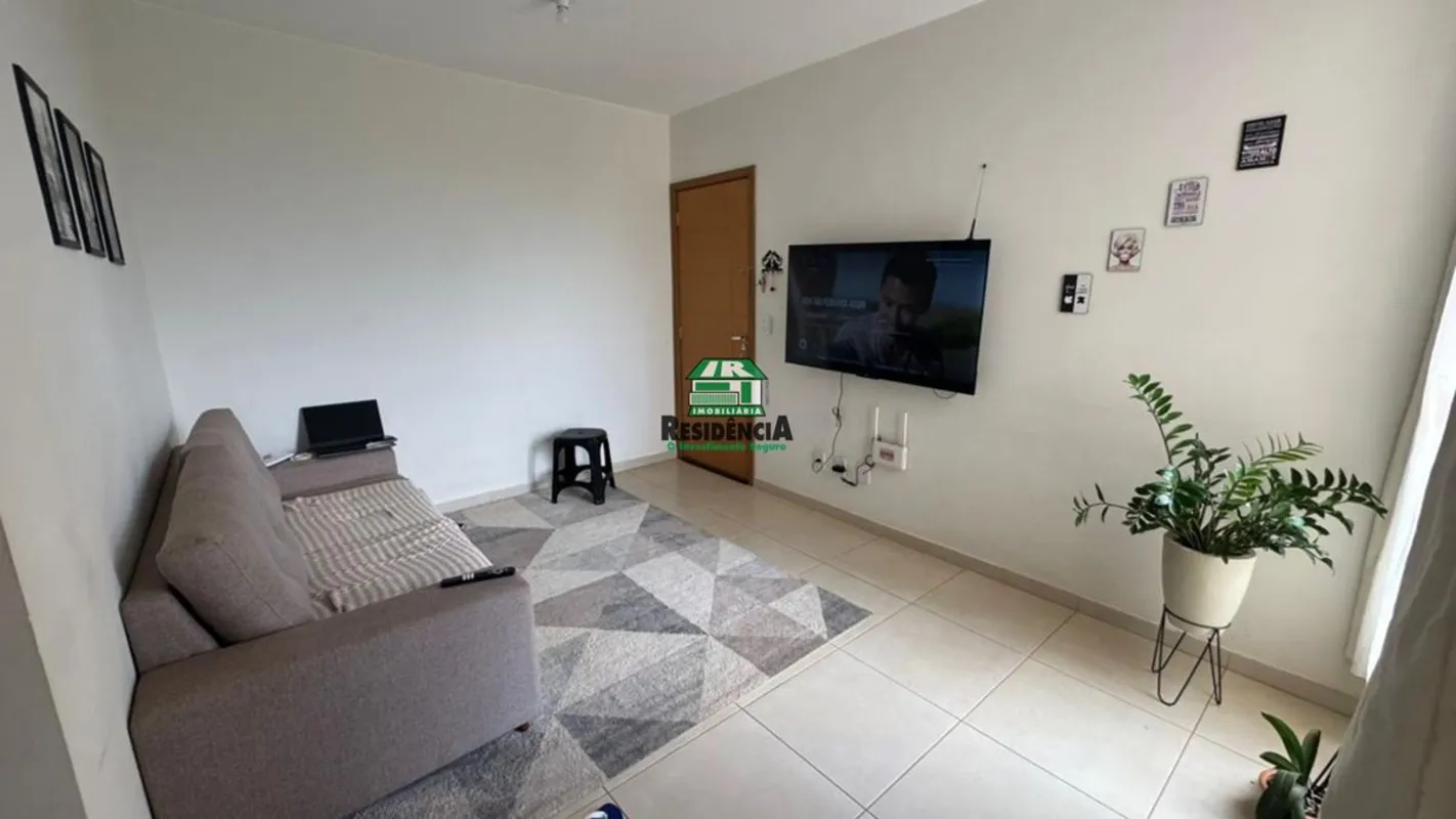 02 quartos, sendo 01 suíte com espelho e armárioBanheiro social com armárioSala ...