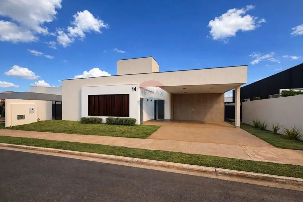 Carla Mendonça - Gerente CorretoraWhatsApp - (61) 9 9541.6219CRECI/DF 25.156FICH...