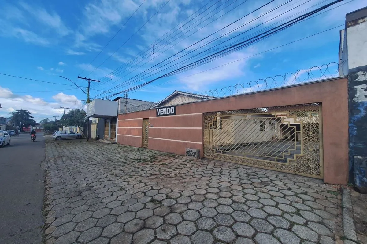 Oportunidade na Vila Mauá! Dois lotes juntos somando 900M², perfeitos para quem ...