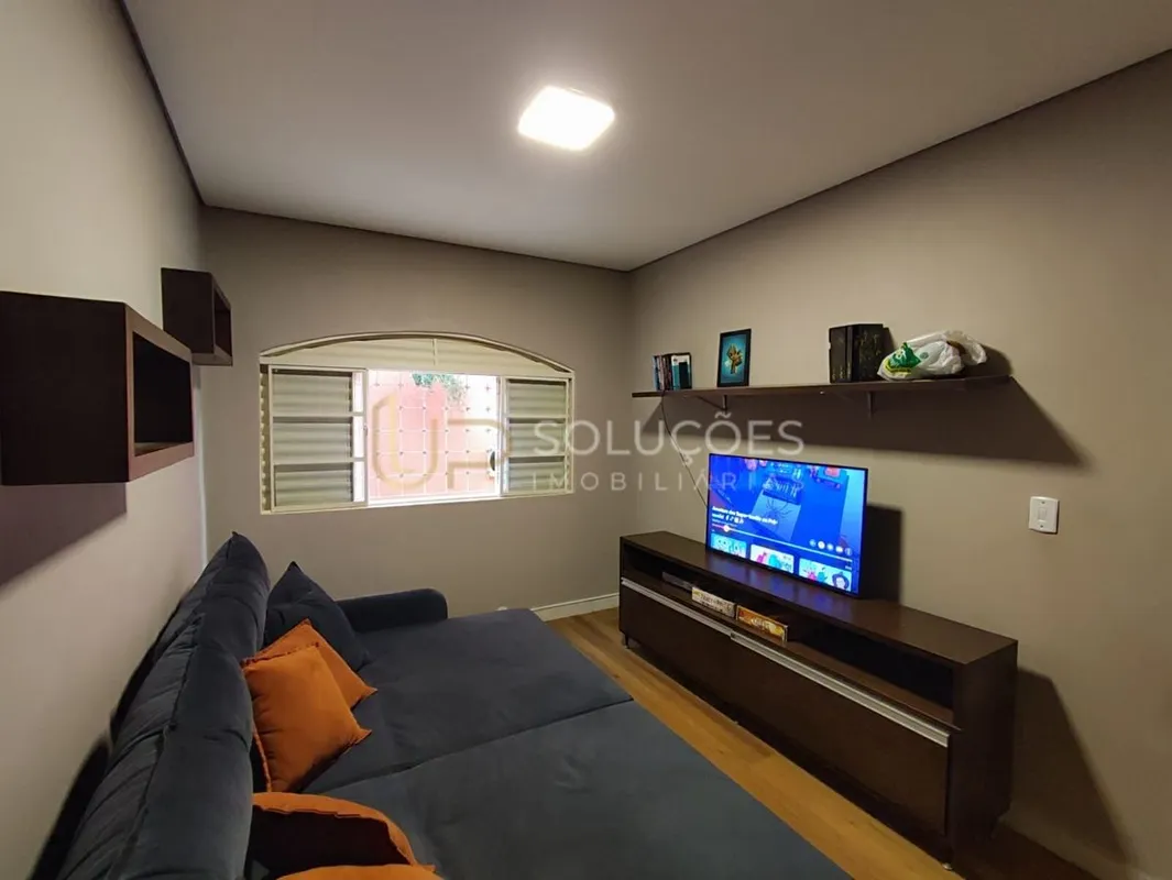 3 Quartos c/ Suíte | 2 Casas | Energia Solar | Lote: 200m² | Construção: 180m² |...