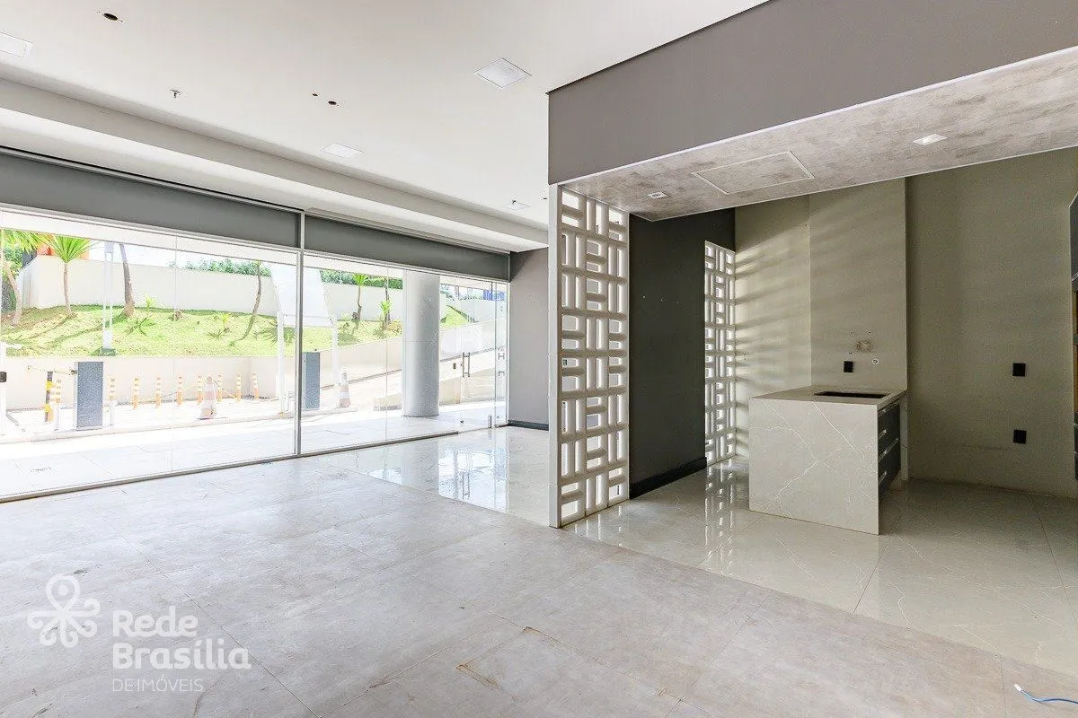 Um complexo empresarial consolidado, agora com oportunidades comerciais no coraç...