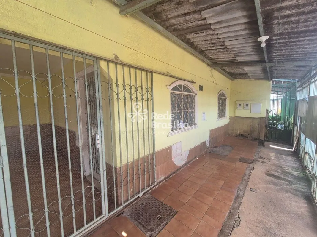 QNP 32 | casa 3 Quartos com edícula e 2 Vagas de Garagem Cobertas - Ceilândia.Ap...