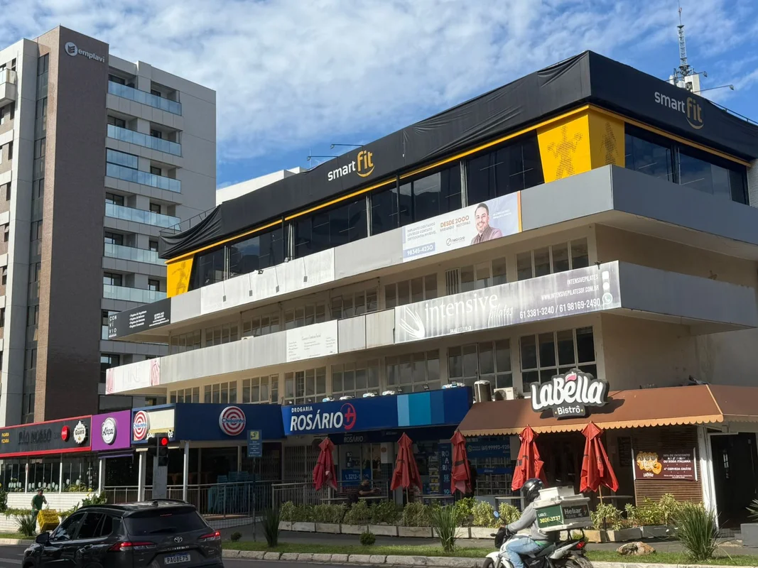 EXCELENTE SALA com banheiro, divisória, muito bem localizada no melhor centro co...